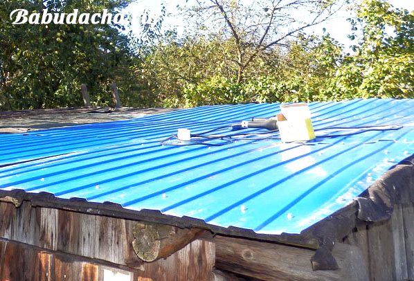 Чем бюджетно покрыть крышу сарая